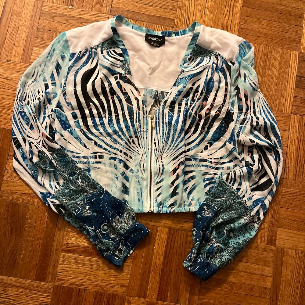 Bebe Blue & White Zip Front Crop Top